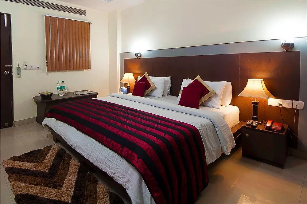 Hotel Breeze Inn New Delhi 3*,  India