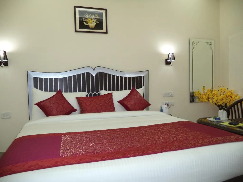 Hotel Breeze Inn New Delhi