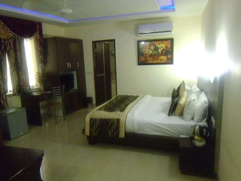 Hotel Breeze Inn New Delhi India