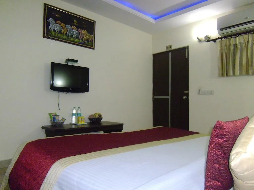 Hotel Breeze Inn New Delhi