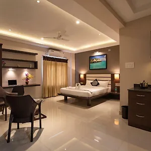 Hotel Aadya Elite **